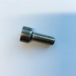 гвинт головки гнізда